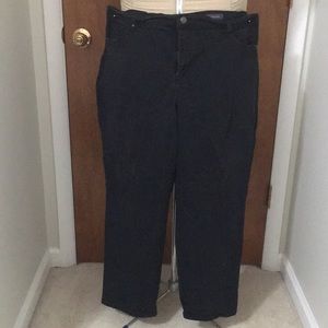 3/$20 Gloria Vanderbilt black jeans 20W short
